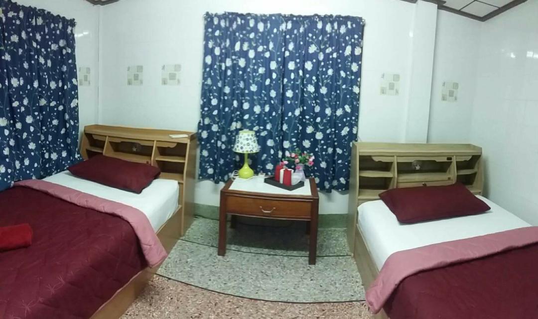 Emmanuel Guesthouse Pracsuap Khirikhan Kültér fotó